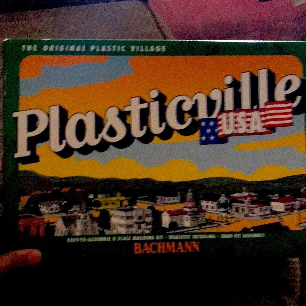 Plastic Ville playing set